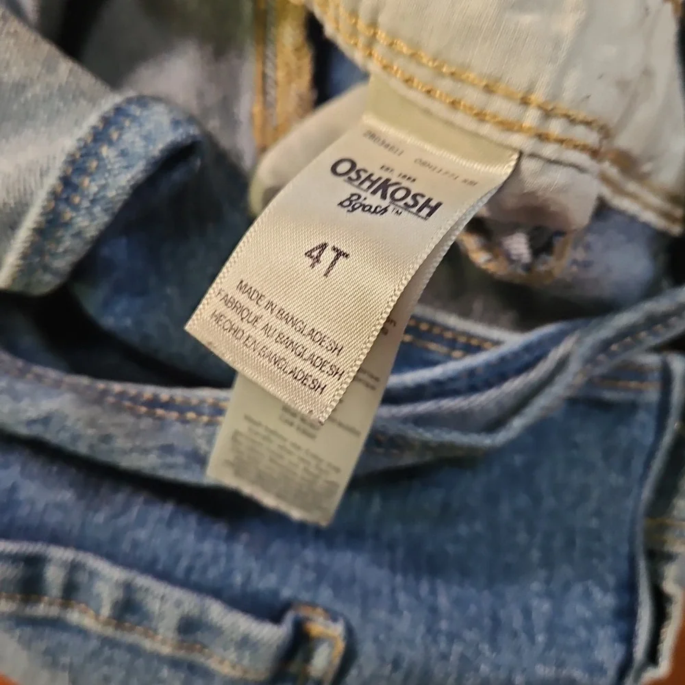 Vintage OshKosh B'Gosh Kids Overalls Size 4T Blue Denim Floral Embroidery